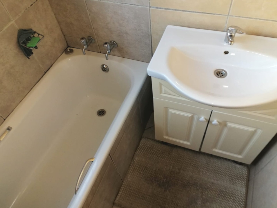 To Let 2 Bedroom Property for Rent in Mabopane Unit X North West